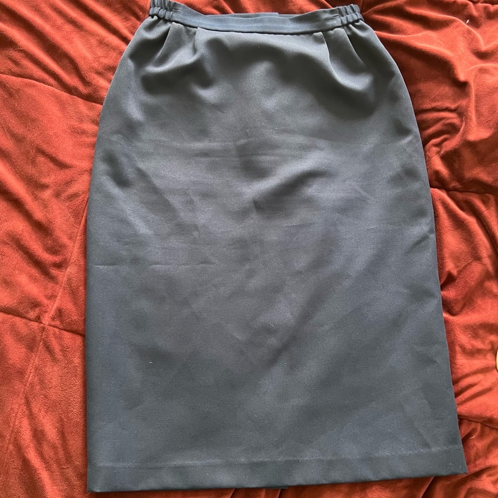 Vintage 80s Navy pencil skirt, size 10